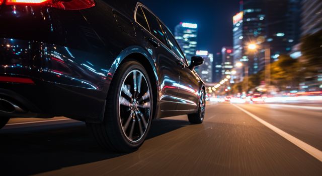 타이어 교체시기; 도시를 달리는 자동차