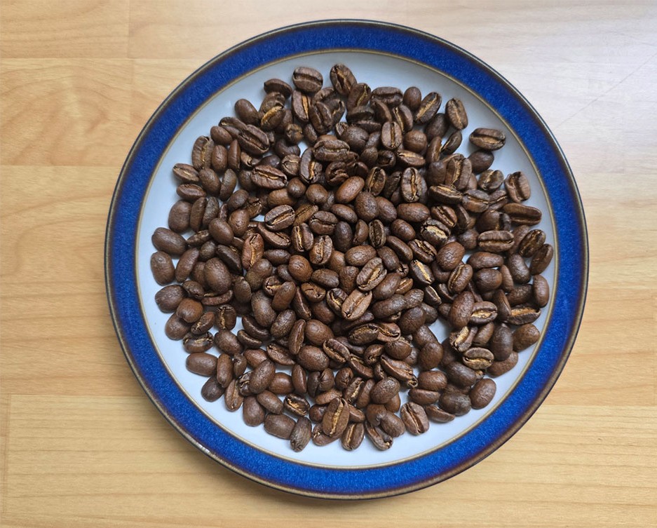 라이트 로스트 특유의 밝은 색감이 돋보이는 게이샤 원두