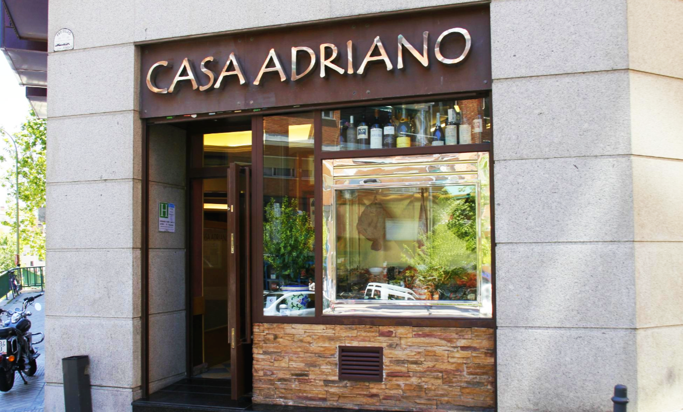 스페인 마드리드 Casa adriano 입구