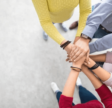 손을-모은-회사원들