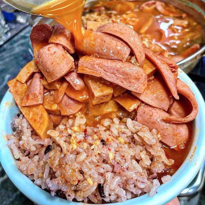 생방송 오늘저녁 여의나루 여의도 수요미식회 햄폭탄 부대찌개 맛집