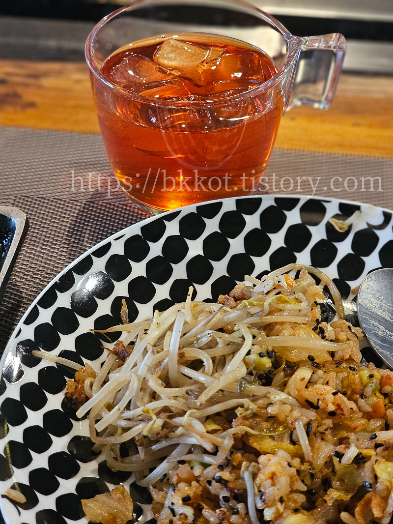 더쉐프인젤코바