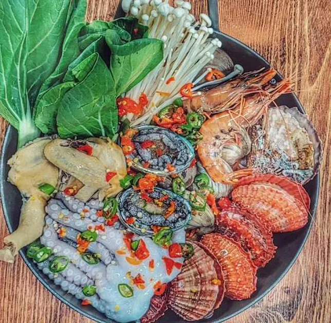 대왕암 돌미역 닭국수집