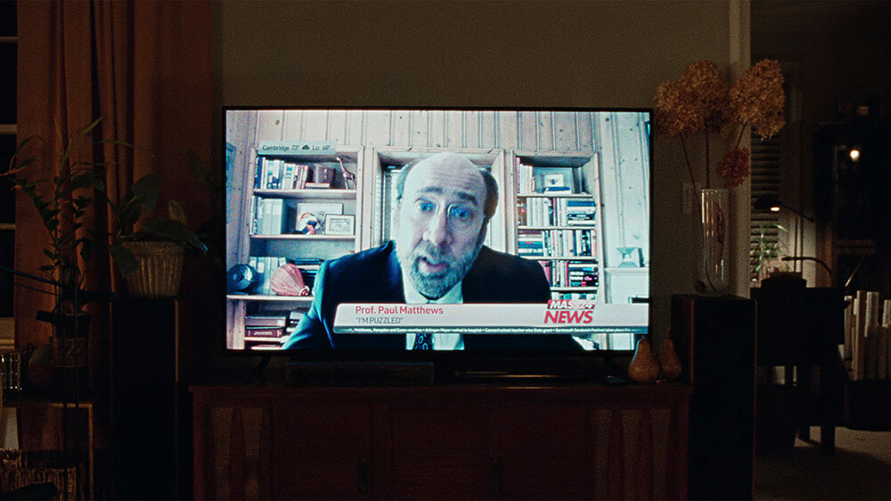 자신의 특별함을 과시하고 싶어 TV 인터뷰에 출연한 폴의 모습