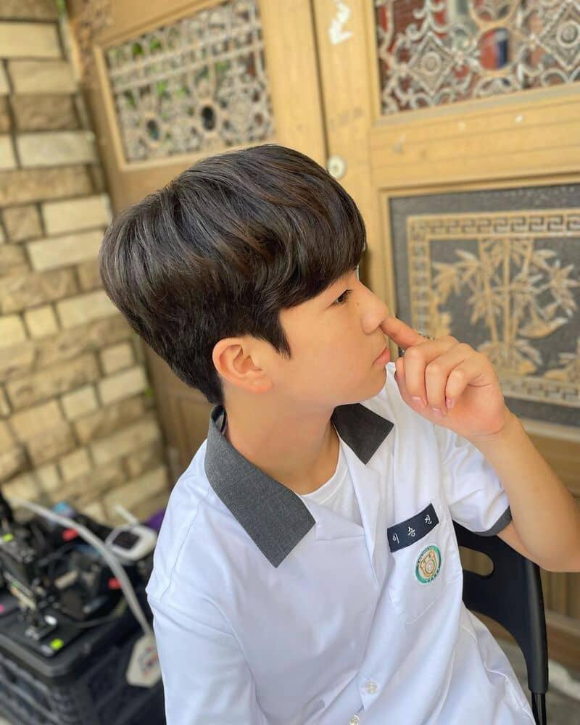 교복입은-정동원