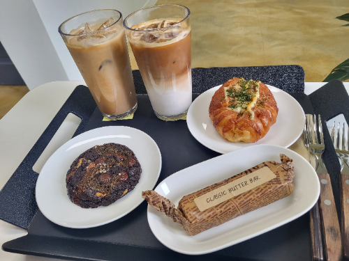 솔티라이엇에서 주문내용 - 커피와 쿠키, 명란소금빵, 버터바