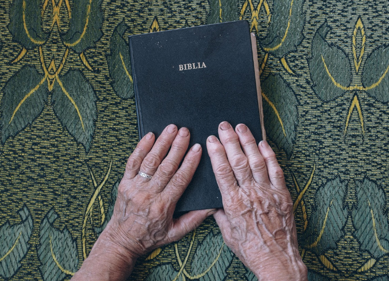 기초연금 월 최대 40만 원 지급! 신청 조건과 대상자 완전 정리