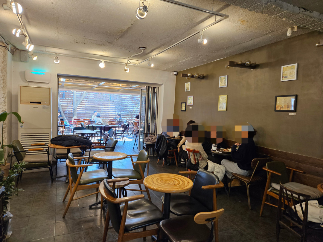 강남 더 달달 내부