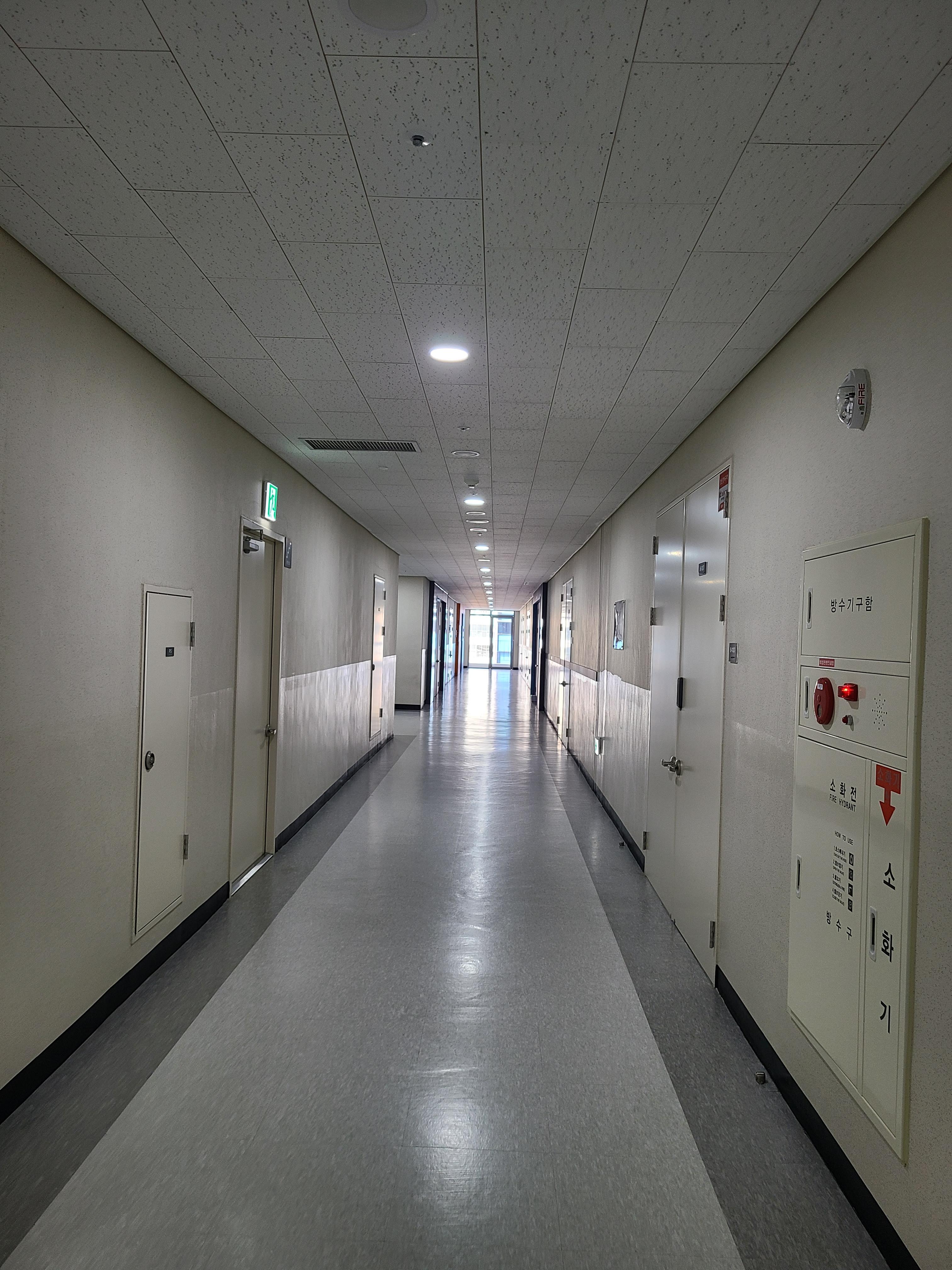 센트럴비즈타워 2차 B타워 섹션오피스4