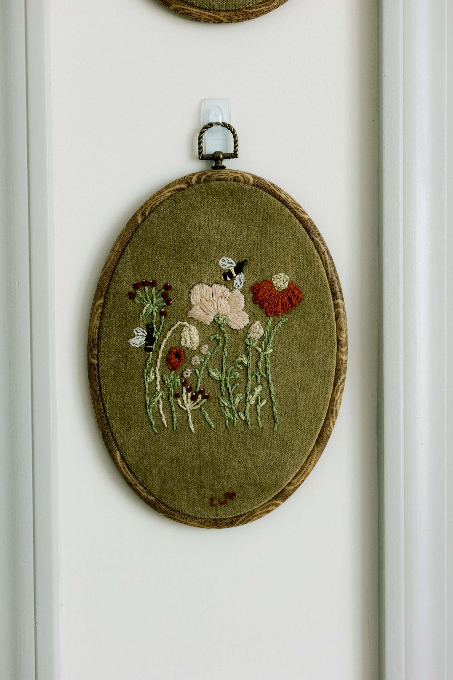 감성 인테리어 소품 만들기 ― 자수액자&middot;쿠션커버&middot;패브릭포스터 DIY