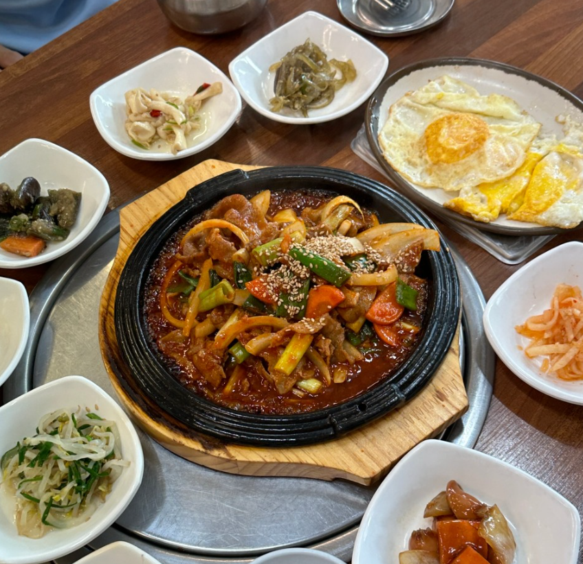  동백이네 식당2
