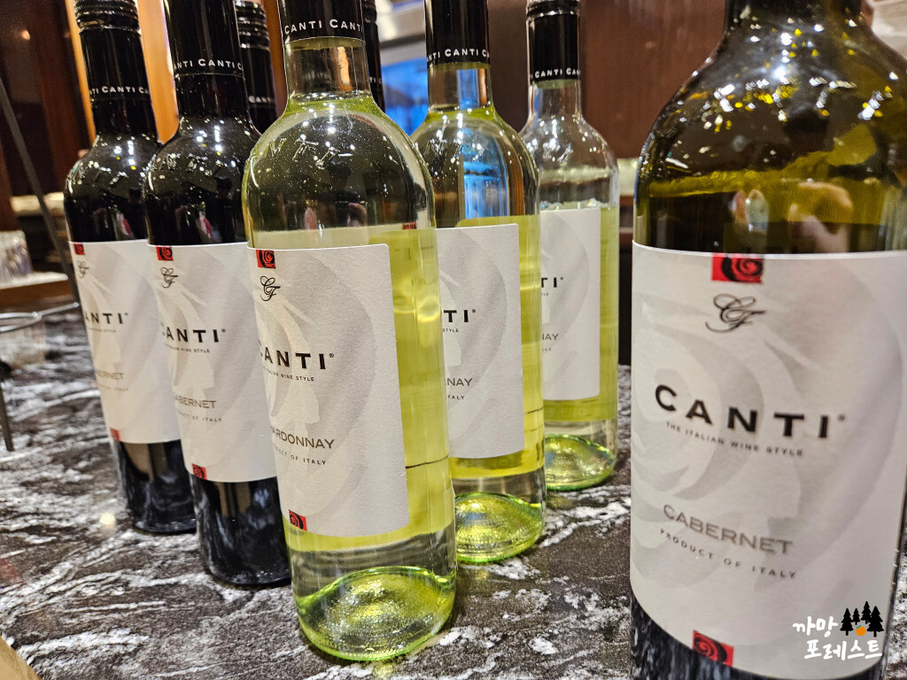 더 리버사이드 호텔 뷔페 와인