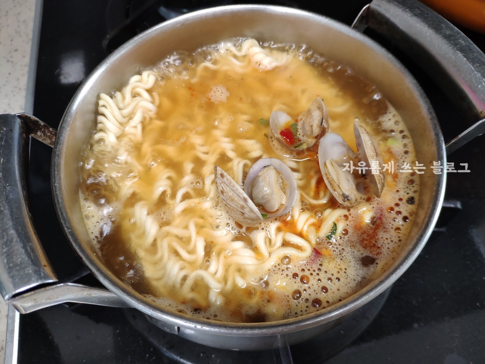 바지락 술찜면 후기