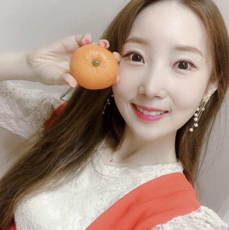 강주희 인스타 셀카