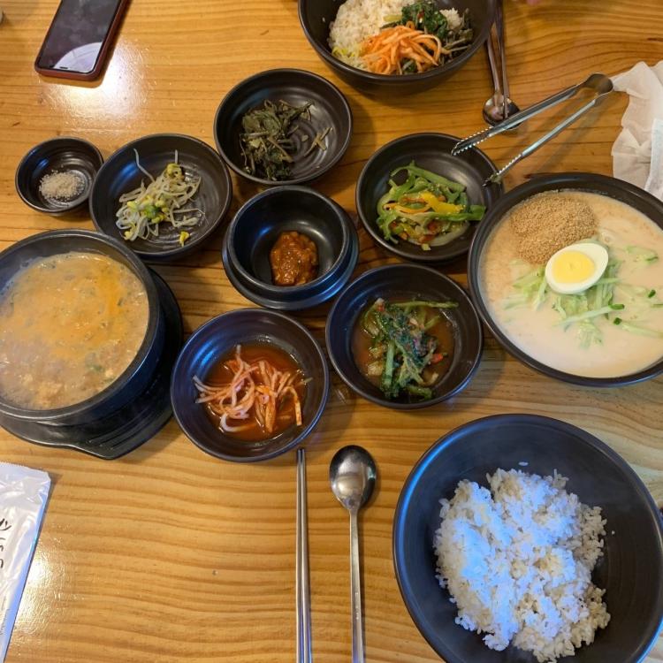 경기 포천 고수의 부엌 22년 손맛이 담긴 고소함 두부보쌈 두부전골 두부 짜글이 맛집 추천