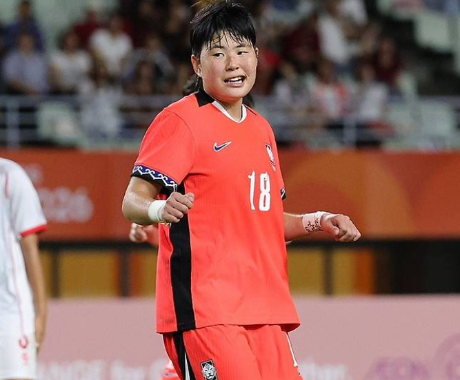 여자축구 6-0 대파