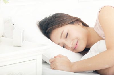 피부 나이 10년 젊게! 6가지 생활 습관으로 완성하는 동안 피부 비결
