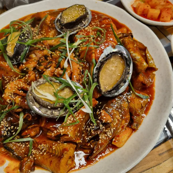 생생정보 대결 맛 대맛 코다리해물찜 vs 해물소갈비전골 음식점