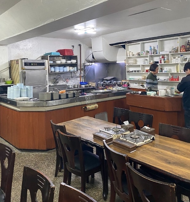 영등포-냄비밥-백반-명각이네-인테리어