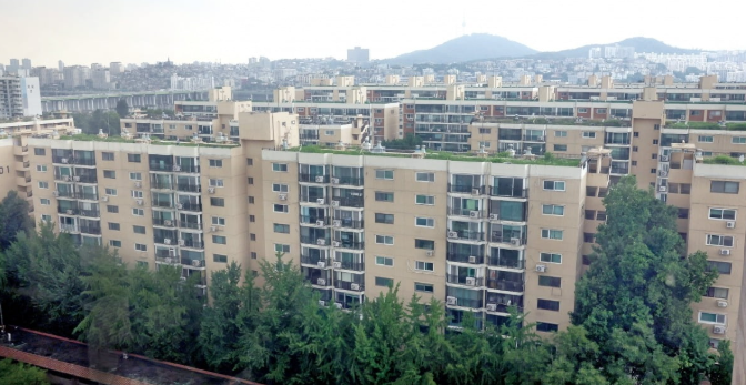 서울 강남구 압구정동 아파트 전경