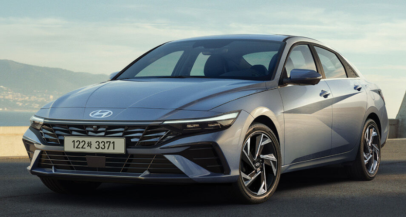 현대자동차 준중형 하이브리드 세단, 아반떼 하이브리드