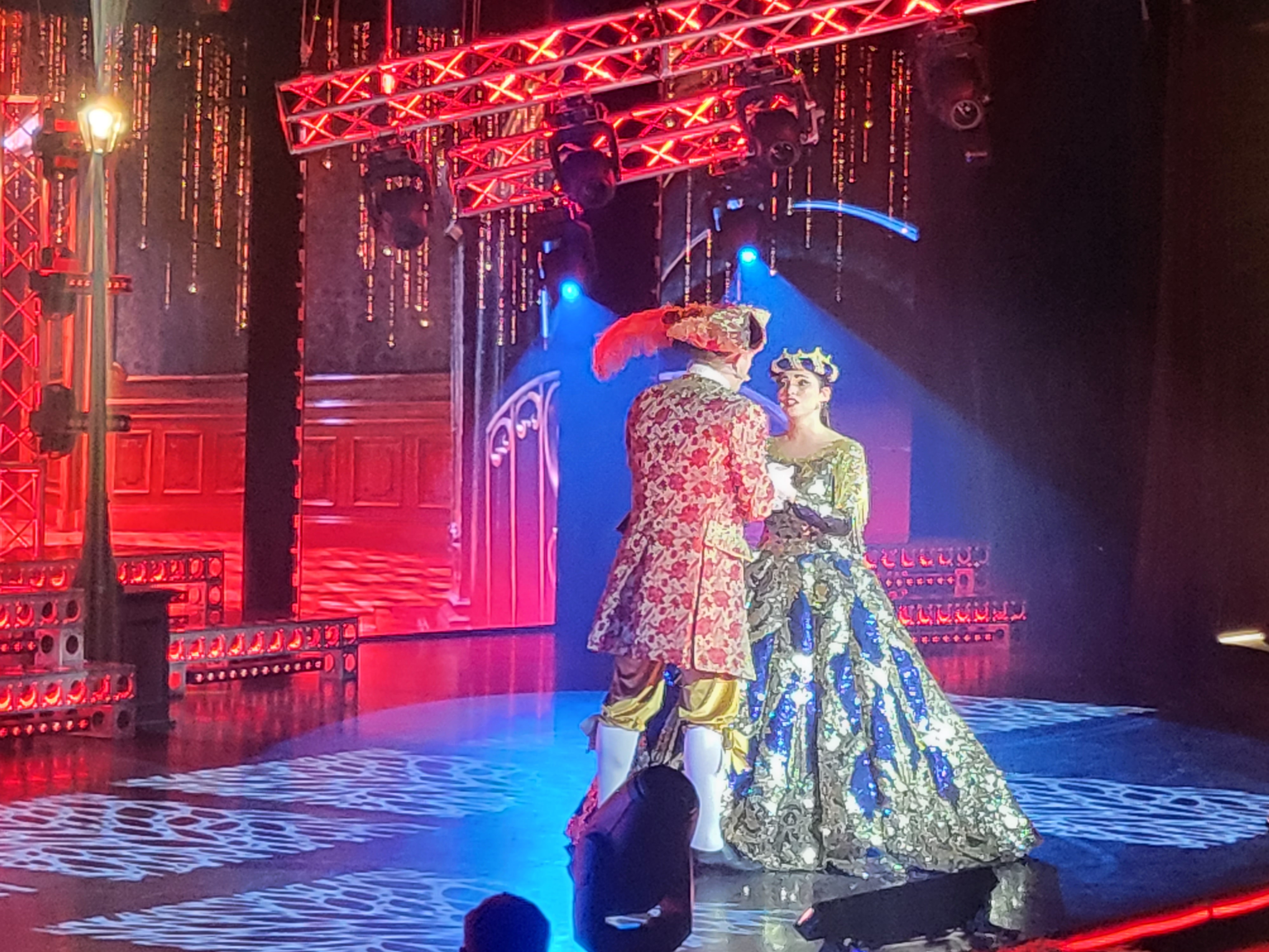 크루즈 선내 공연