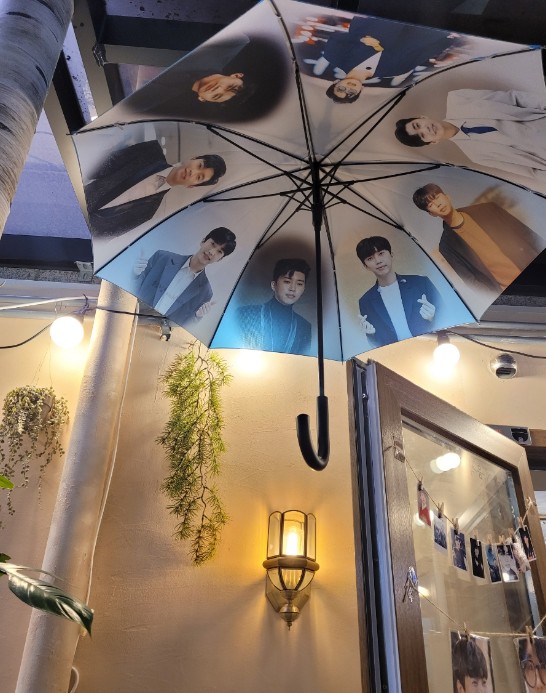 임영웅 갤러리 카페