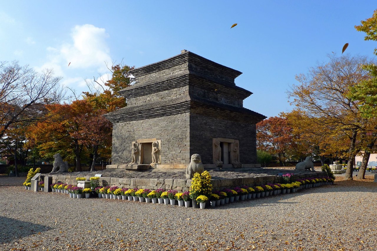 분황사 모전석탑