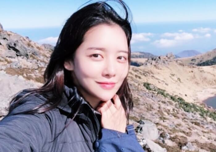 차주영-자연을-배경으로찍은-사진