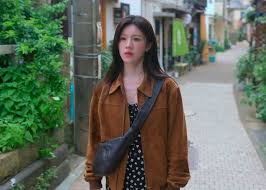 클래식한 감성&amp;#44; 고윤정 스웨이드 자켓&amp;#44;플라워 원피스