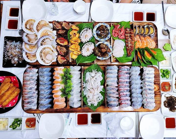 픽업 트렌드스페셜 히트맨 맛VS멋 인천 영종도 신선하고 쫄깃한 회 랍스터 가리비 한상 세트 횟집 맛집 추천