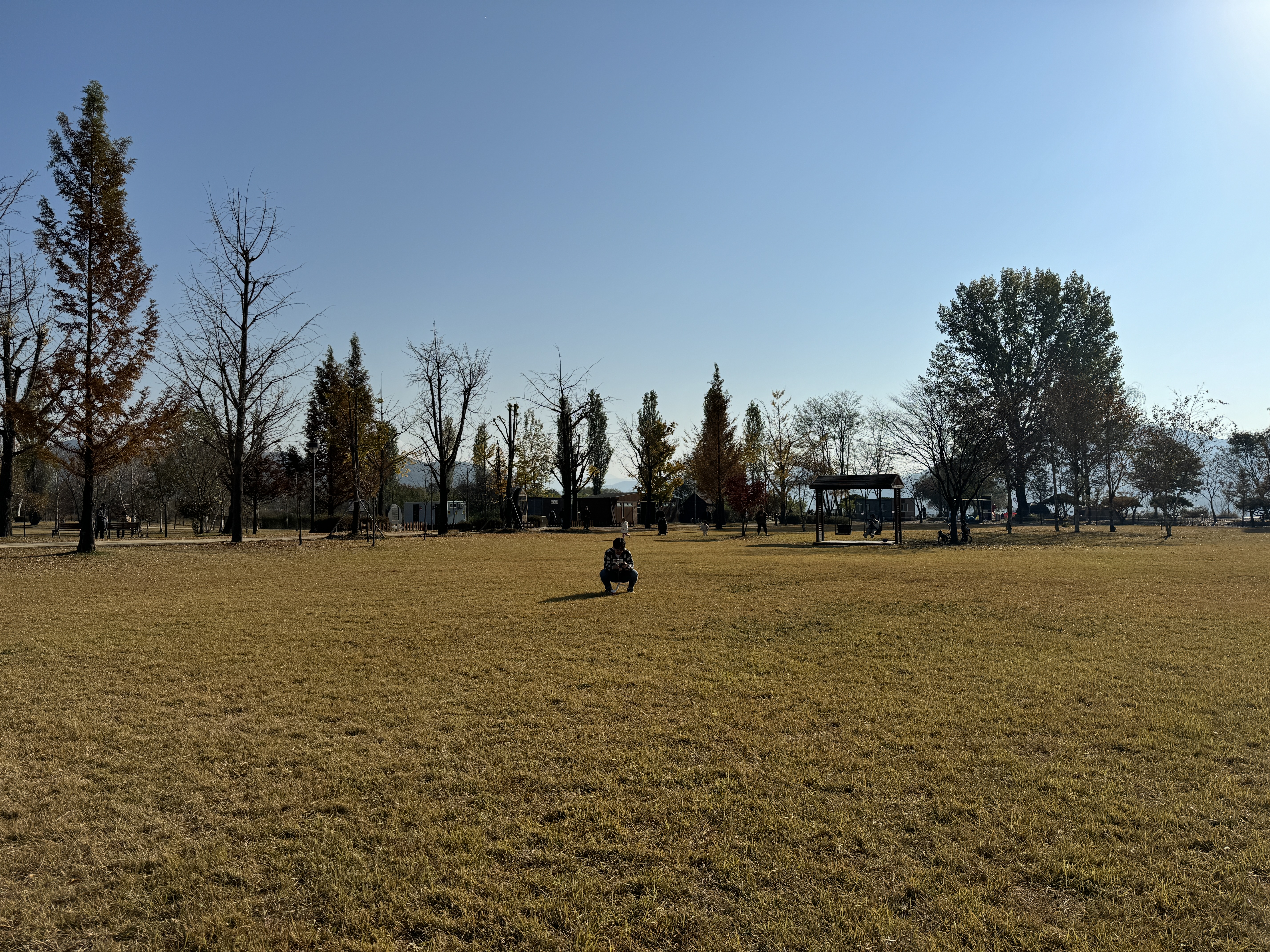 서을근교카페 데이트카페 한강뷰카페 유원지 가을여행