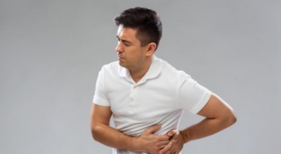 옆구리 통증 이미지