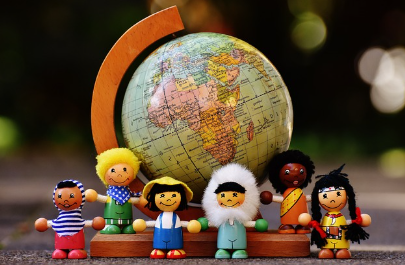 아이의 두뇌 발달을 돕는 놀이법 (연령별 추천)