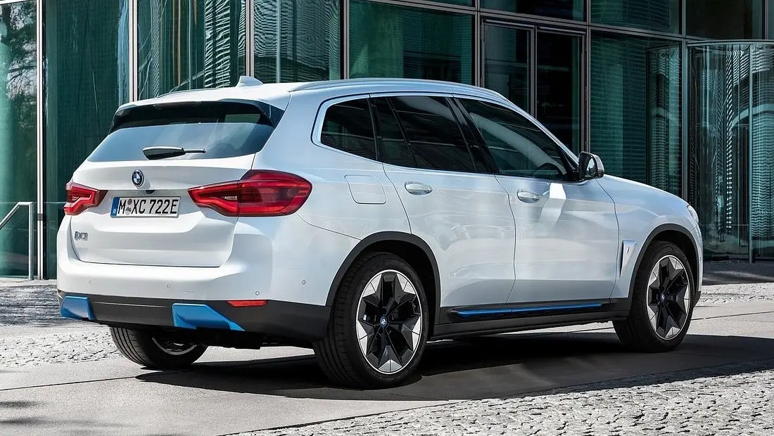 BMW iX3 가격 실구매가 모의견적 연비 제원 전기차 지원금 실내 디자인 인테리어 총정리