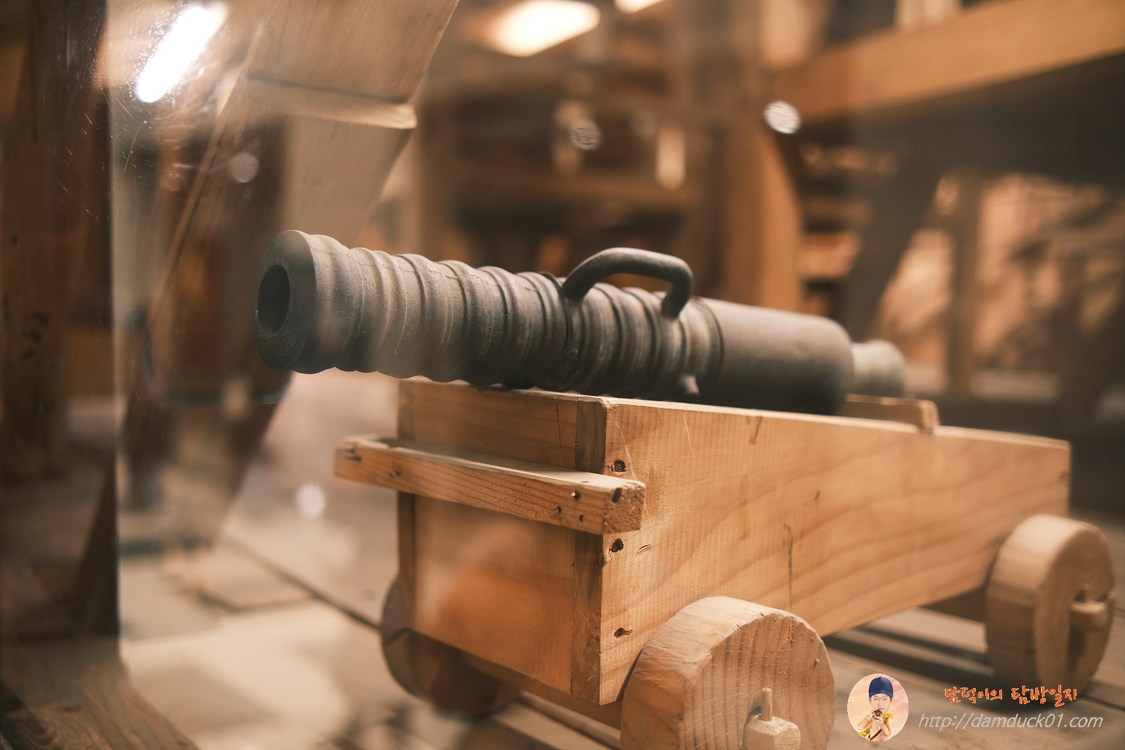 전쟁기념관 거북선 대포