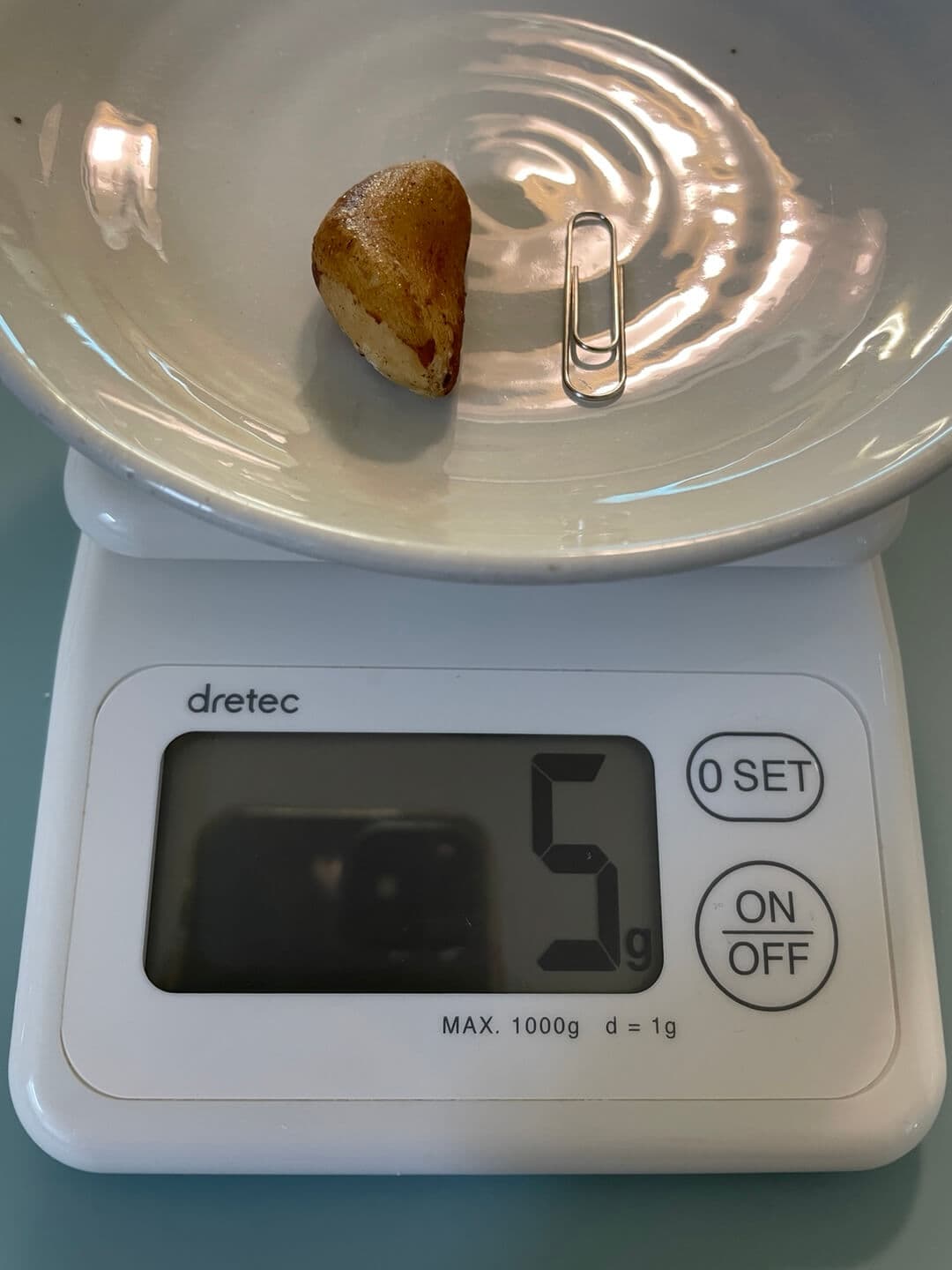 브라질너트 하루 섭취량, 권장량 - 5g, 큰 것 1알 계량