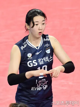 여자 배구 선수 강소휘 프로필 연봉_4
