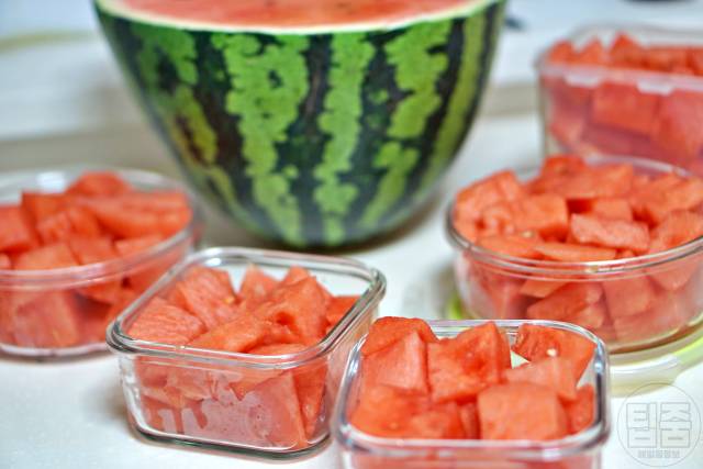 수박 효능 부작용 수박씨 수박껍질 수박은 어디에 좋은 가요