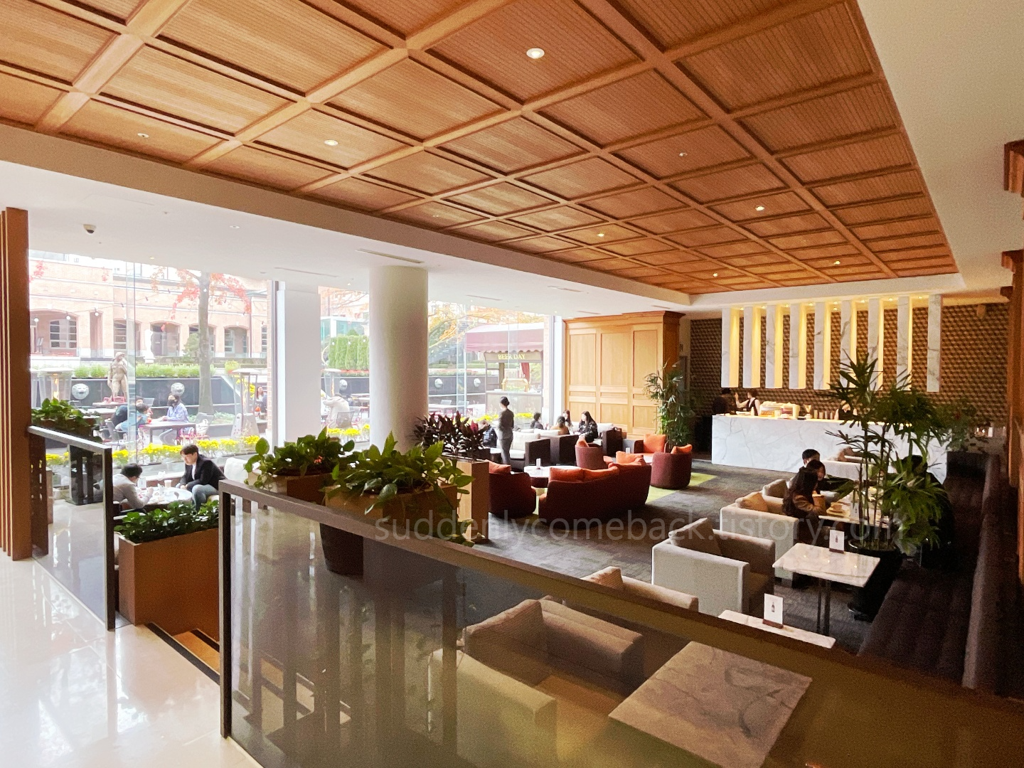 호텔-내부-카페-결혼식-행사장