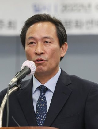 우상호 국회의원 수박 임종석