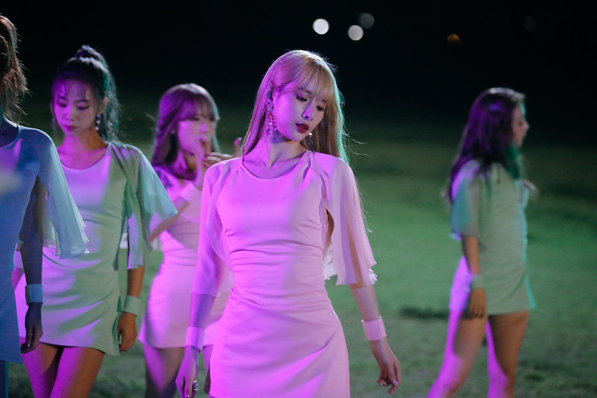 우주소녀 설아 인스타그램 사진 몸매