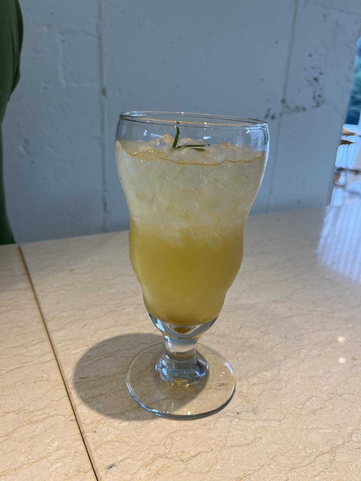 아틀리에 은유재 골든아이스티