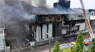 유족들의 반발과 사회적 파장