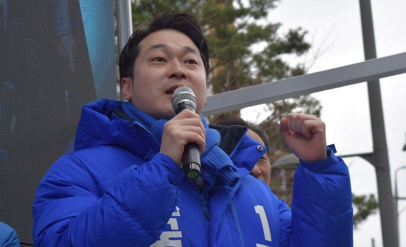 김동아 국회의원 프로필 나이 고향 학력 재산 변호사 경력