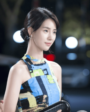 임지연 상류사회