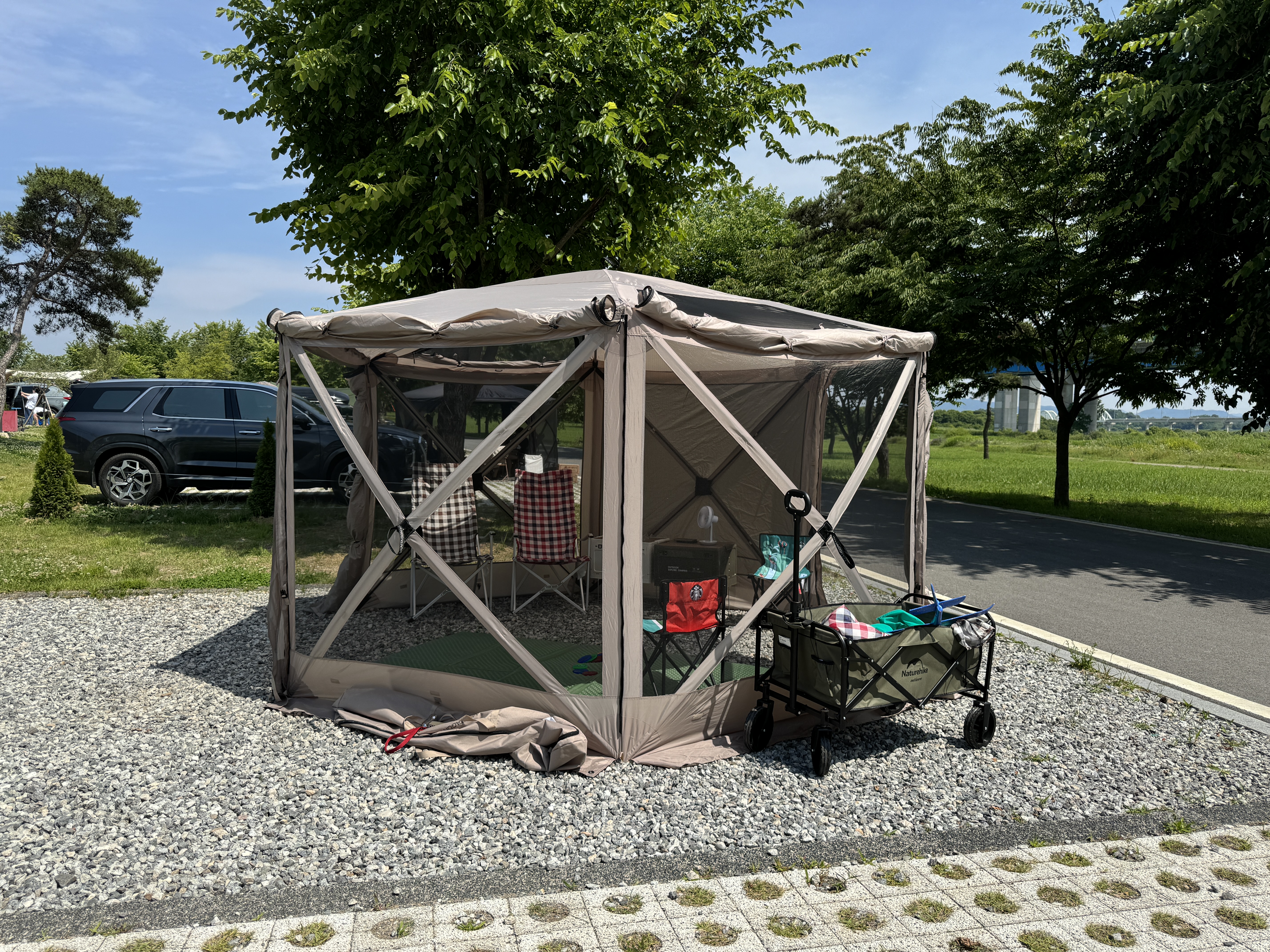 반타곤 맥스 피칭한 모습 이미지