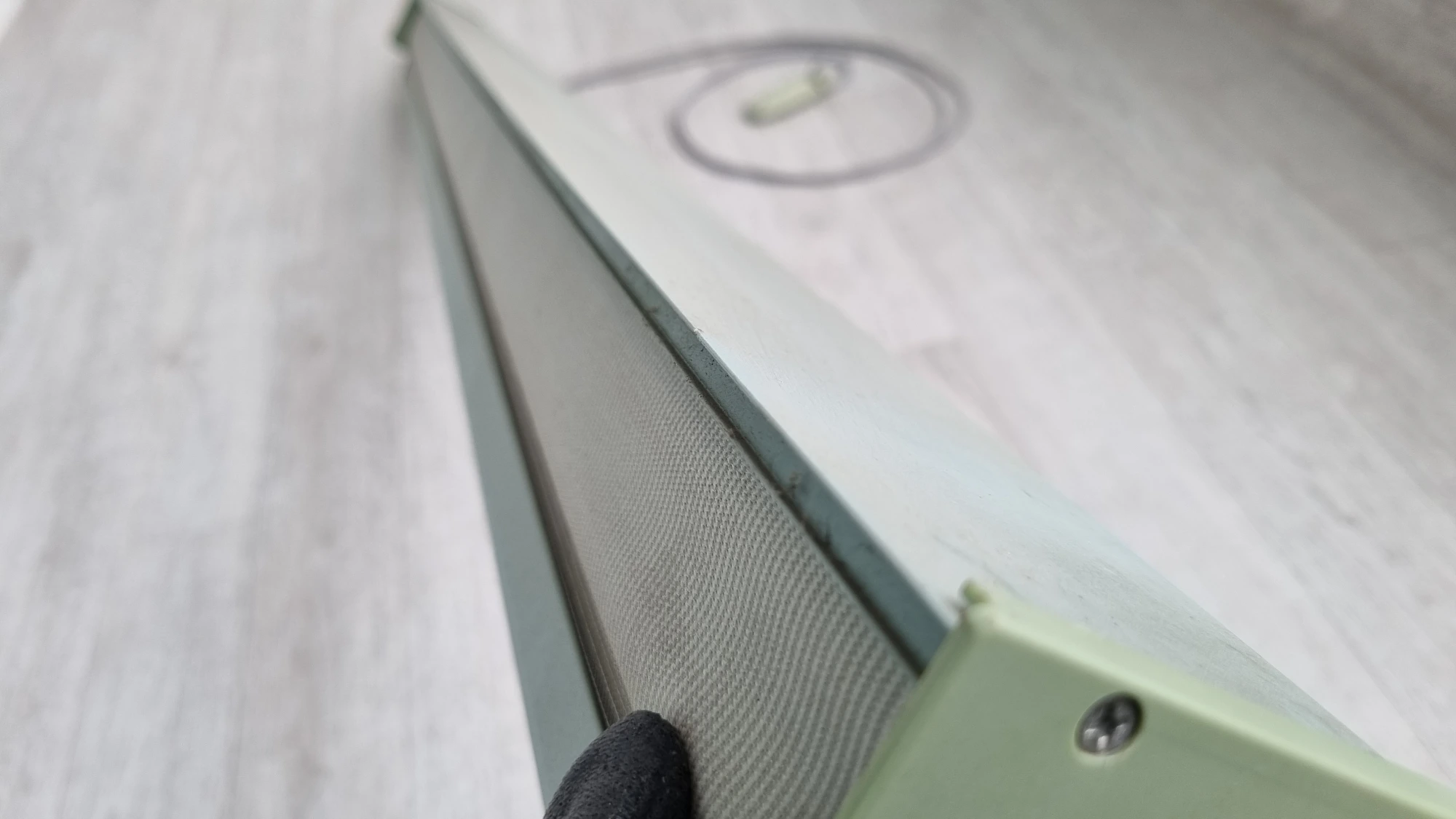 블라인드 끼우는 방향