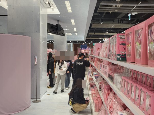 더현대-대구-잔망루피3