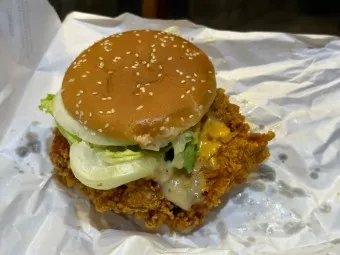 맘스터치 메뉴 가격 에드워드리 치킨 싸이버거 피자 추천_20